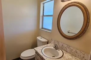 245 Center Rd, Venice, FL 34285 - Photo 10