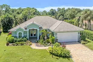 143 Wayforest Dr, Venice, FL 34292 - Photo 2