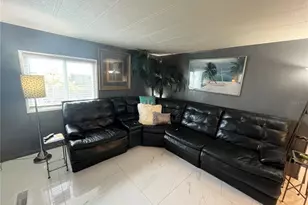 408 S Cervina Dr S, Venice, FL 34285 - Photo 14
