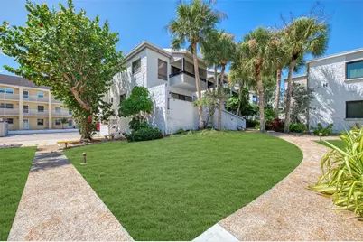 1555 Tarpon Center Drive #I-161, Venice, FL 34285 - Photo 4