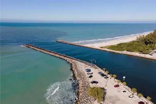 1708 Lakeside Dr, Venice, FL 34293 - Photo 44