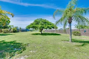 6133 Thorman Road E, Port Charlotte, FL 33981 - Photo 40