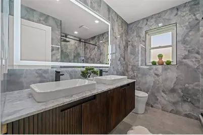 7520 Curtiss Avenue, Sarasota, FL 34231 - Photo 24