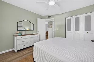 995 La Guna Dr, Venice, FL 34285 - Photo 42