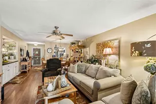 430 Mission Trail E, Venice, FL 34285 - Photo 10