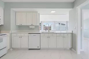 1797 Pomelo Dr, Venice, FL 34293 - Photo 8