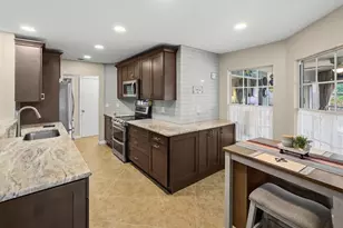 2331 Sandlewood Dr, Venice, FL 34293 - Photo 30