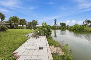 2331 Sandlewood Dr, Venice, FL 34293 - Photo 26