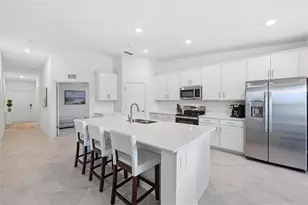 17500 Opal Sand Dr, Venice, FL 34293 - Photo 4