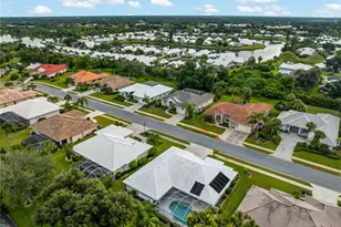 546 Laurel Cherry Ln, Venice, FL 34293 - Photo 18