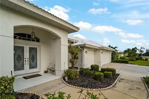 546 Laurel Cherry Ln, Venice, FL 34293 - Photo 6