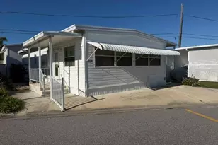 125 Park Ave, Venice, FL 34292 - Photo 1