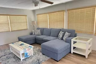 125 Park Ave, Venice, FL 34292 - Photo 2