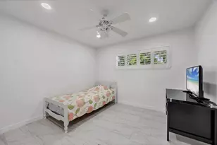 336 Timbruce Ln NW, Port Charlotte, FL 33952 - Photo 28