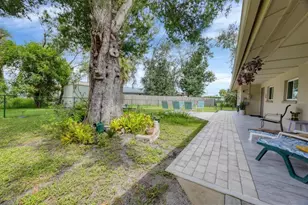 336 Timbruce Ln NW, Port Charlotte, FL 33952 - Photo 34