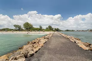 2009 Tocobaga Ln, Nokomis, FL 34275 - Photo 42
