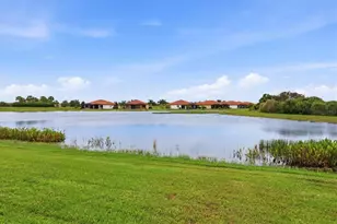 24033 Canterwood Wy, Venice, FL 34293 - Photo 18
