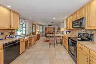 990 Florence St, Nokomis, FL 34275 - Photo 10