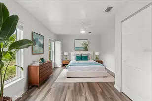 1023 Deer Run, Venice, FL 34293 - Photo 6
