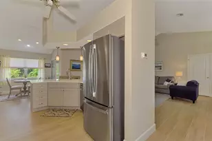 426 Bermuda Isles Cir, Venice, FL 34292 - Photo 26