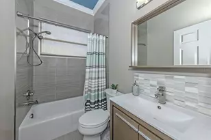 565 Fallbrook Dr, Venice, FL 34292 - Photo 28