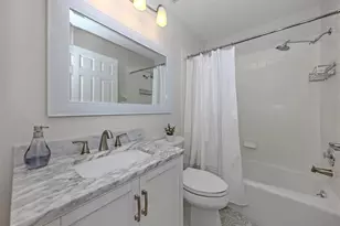 565 Fallbrook Dr, Venice, FL 34292 - Photo 26