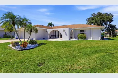 1714 Coral Sands Court, Venice, FL 34293 - Photo 6