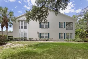 316 Clearbrook Cir, Venice, FL 34292 - Photo 4