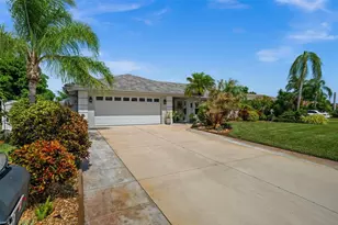 518 Dover Dr S, Englewood, FL 34223 - Photo 6