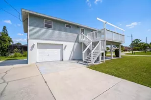 4104 Strombus Rd, Venice, FL 34293 - Photo 4