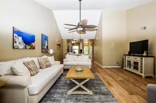 433 Cerromar Ln, Venice, FL 34293 - Photo 6