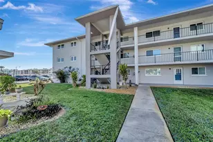 649 Tamiami Trail S, Venice, FL 34285 - Photo 1