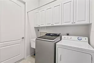 1821 Lancashire Dr, Venice, FL 34293 - Photo 32