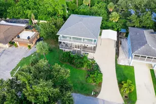 1775 Scenic Dr, Venice, FL 34293 - Photo 72