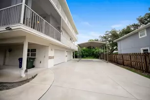 1775 Scenic Dr, Venice, FL 34293 - Photo 6