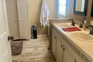 312 Mariner Dr, North Port, FL 34287 - Photo 12