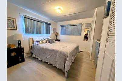 855 S Green Circle, Venice, FL 34285 - Photo 8