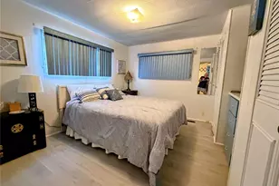 855 S Green Cir, Venice, FL 34285 - Photo 8