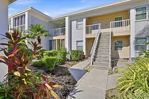 427 Cerromar Ln, Venice, FL 34293 - Photo 1
