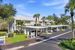 427 Cerromar Ln, Venice, FL 34293 - Photo 6