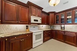 966 N Doral Ln, Venice, FL 34293 - Photo 20