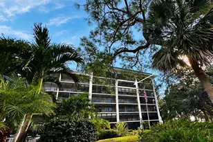 512 W Venice Ave, Venice, FL 34285 - Photo 4