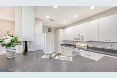 750 Back Nine Drive, Venice, FL 34285 - Photo 10