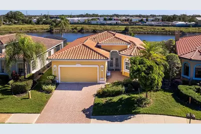 202 Rio Terra, Venice, FL 34285 - Photo 1