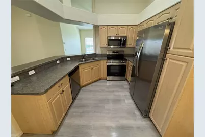400 Mirabella Circle #201, Venice, FL 34292 - Photo 4