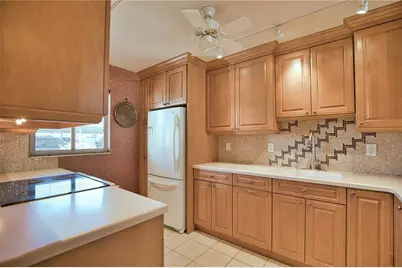 220 Santa Maria Street #138, Venice, FL 34285 - Photo 6
