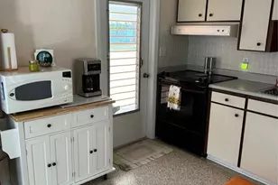 814 E 10th Ave, New Smyrna Beach, FL 32169 - Photo 6