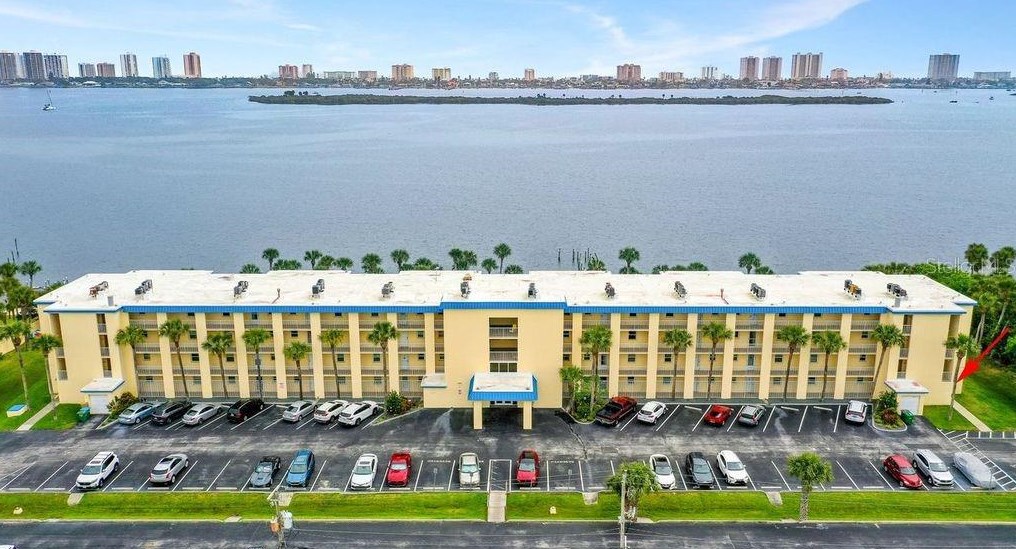 3131 Ridgewood Ave, Daytona Beach, FL 32119-3594