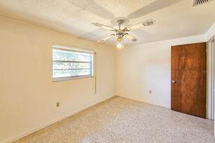 2607 Saxon Dr - Photo 36