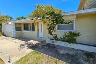 2607 Saxon Dr - Photo 4